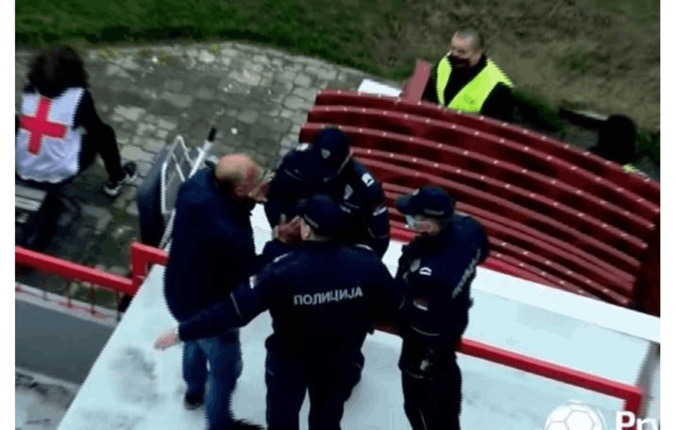 SKANDAL U PRVOJ LIGI SRBIJE: Trener Dinama PSOVAO ŽENU SUDIJU tokom utakmice! (VIDEO)